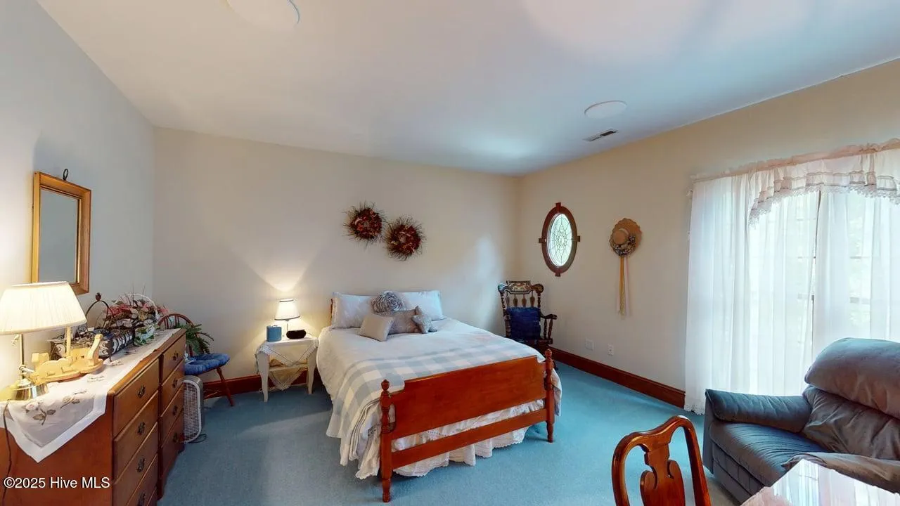 Goldsboro, North Carolina 27534, United States, 5 Bedrooms Bedrooms, ,6 BathroomsBathrooms,Residential,Active,87685