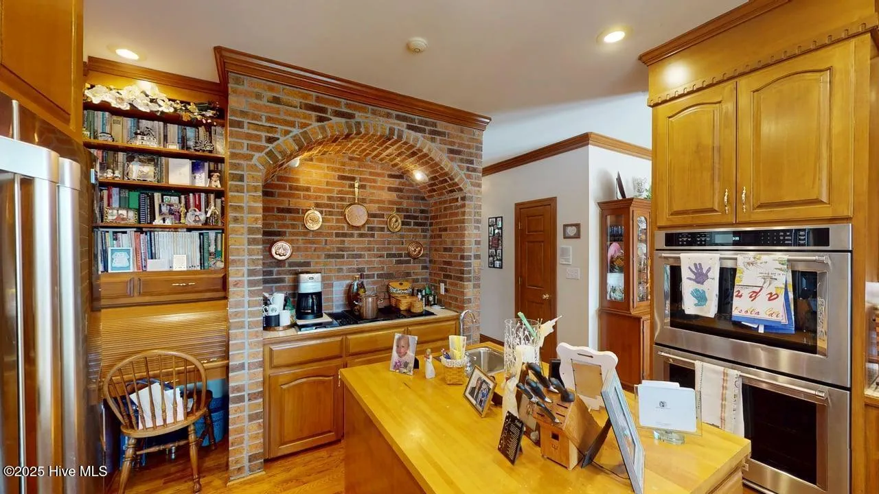 Goldsboro, North Carolina 27534, United States, 5 Bedrooms Bedrooms, ,6 BathroomsBathrooms,Residential,Active,87685