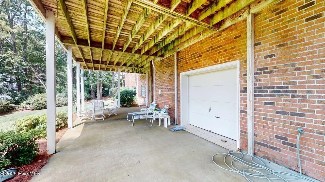 Goldsboro, North Carolina 27534, United States, 5 Bedrooms Bedrooms, ,6 BathroomsBathrooms,Residential,Active,87685