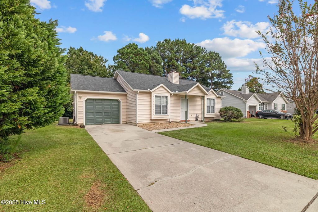 Photo of 2618 Brookfield Drive, Midway Park, NC 28544 (MLS # 100531718)