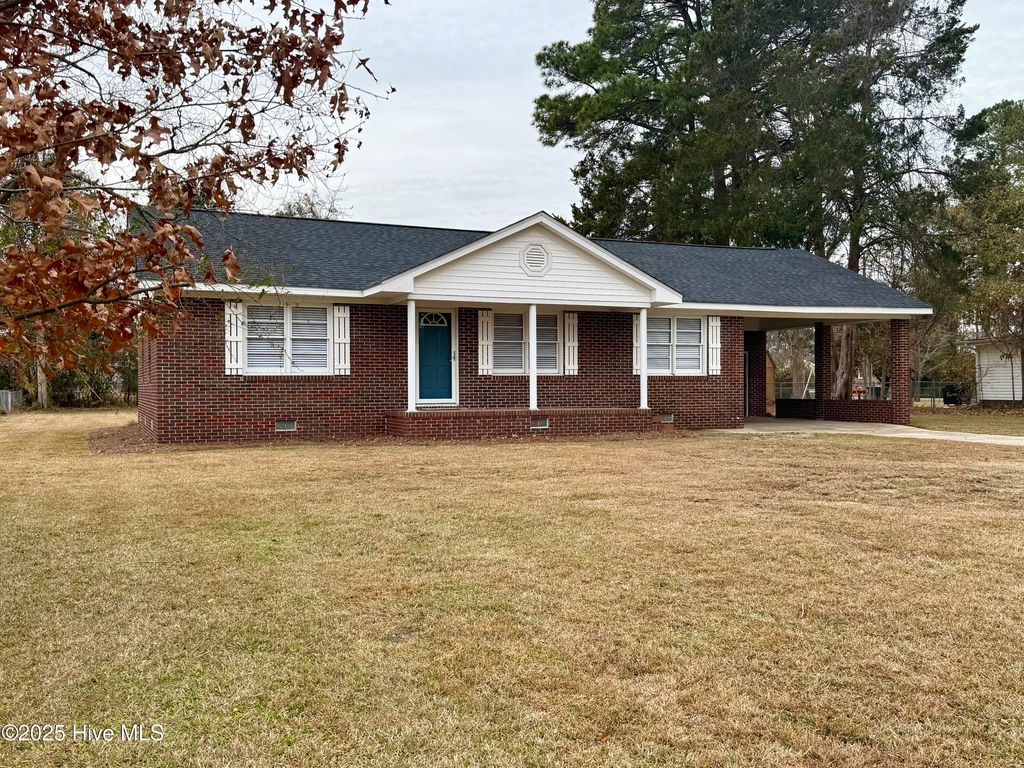 Photo of 114 Beech Lane, Washington, NC 27889 (MLS # 100544336)