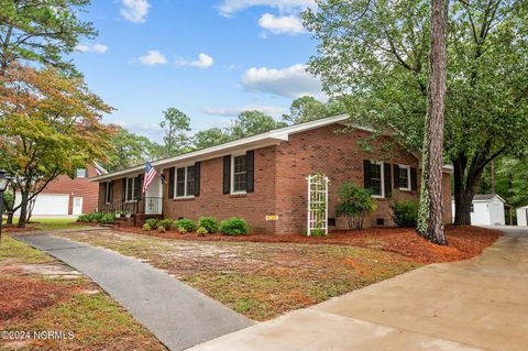 A home in La Grange