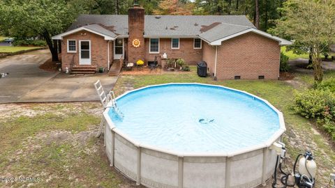 A home in La Grange