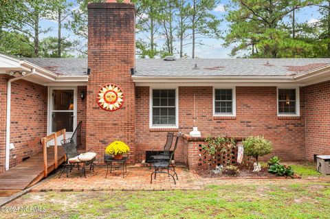 A home in La Grange