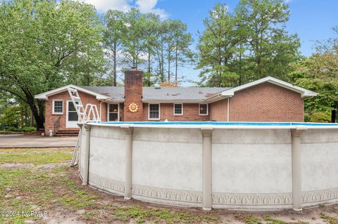 A home in La Grange