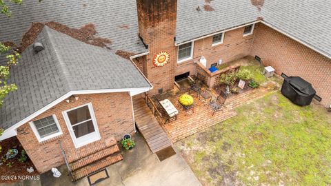 A home in La Grange