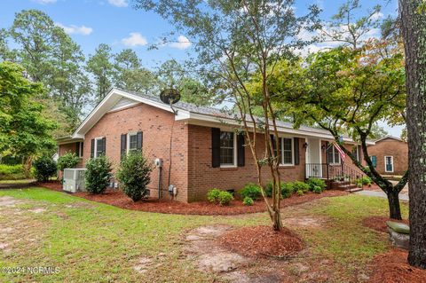 A home in La Grange