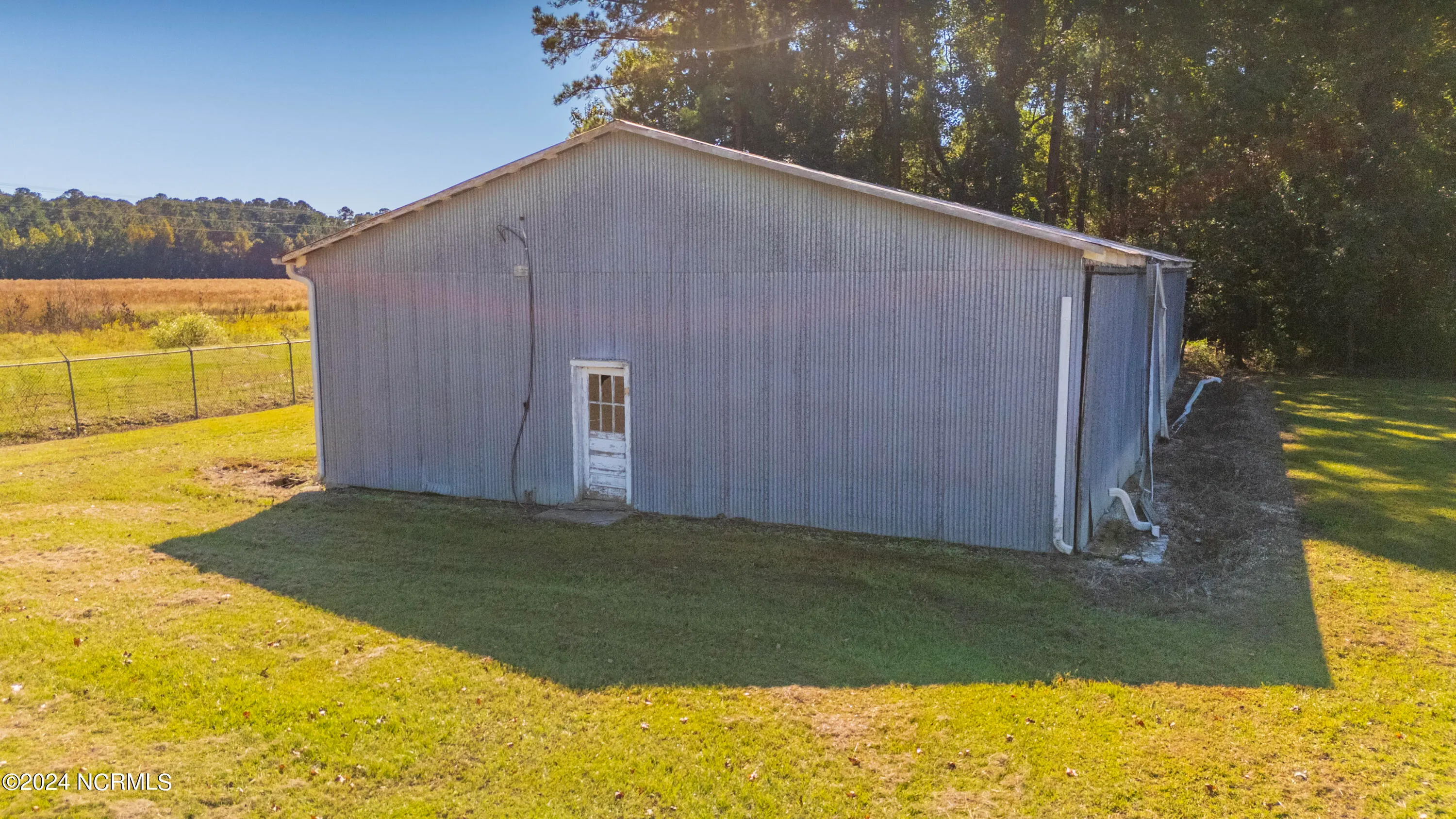 Burgaw, North Carolina 28425, United States, 4 Bedrooms Bedrooms, ,3 BathroomsBathrooms,Residential,Active,38835