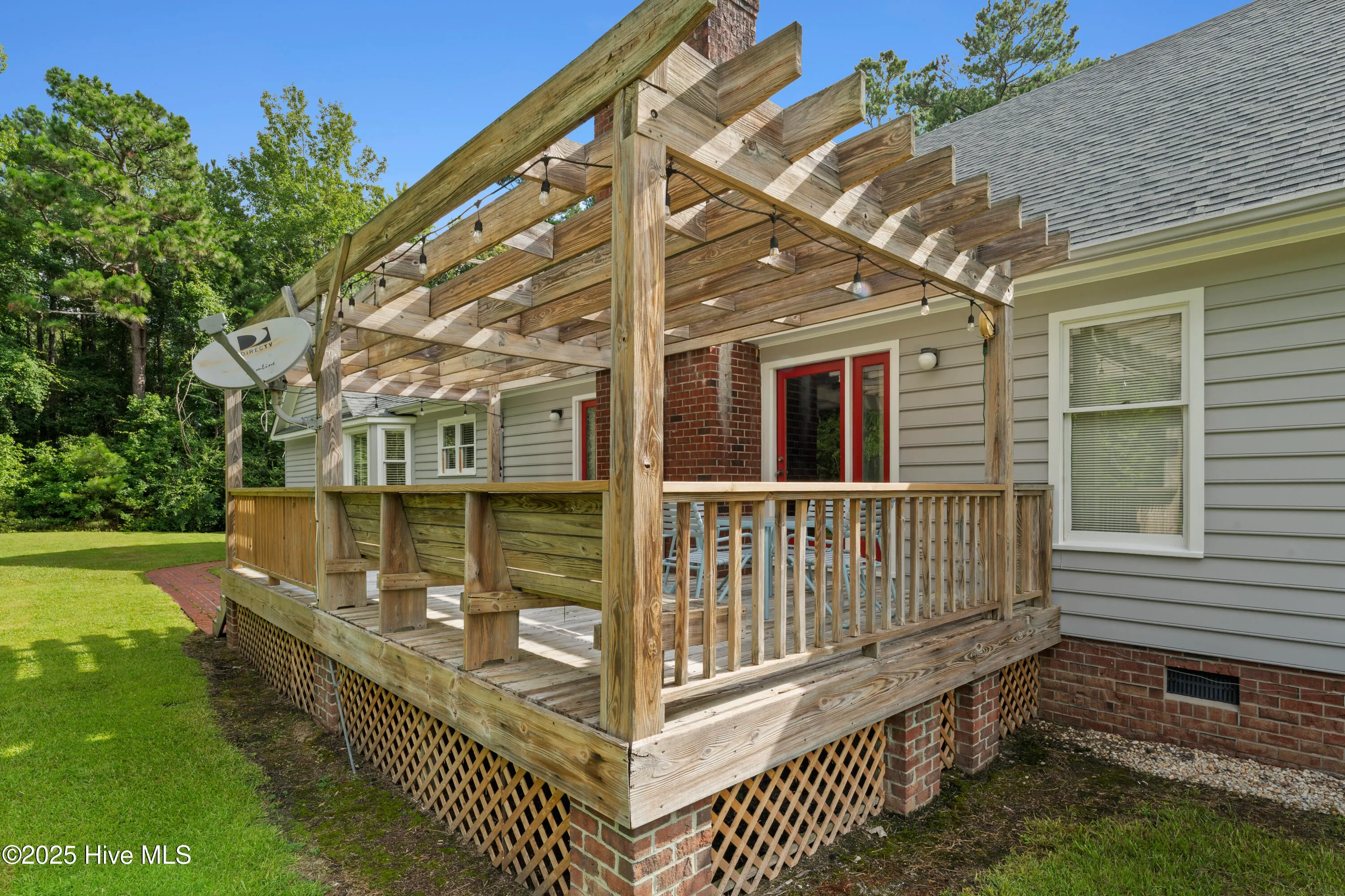 Burgaw, North Carolina 28425, United States, 4 Bedrooms Bedrooms, ,3 BathroomsBathrooms,Residential,Active,38835