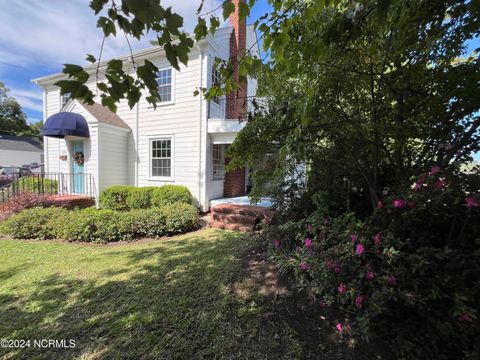 A home in Farmville