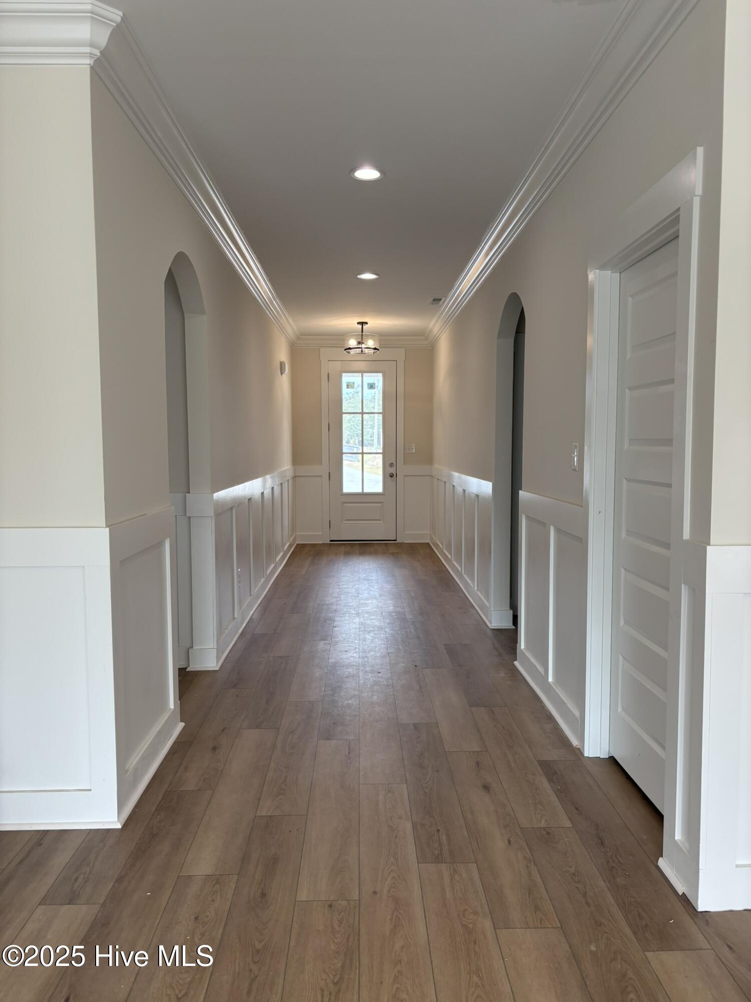 302 E Ivybridge Drive