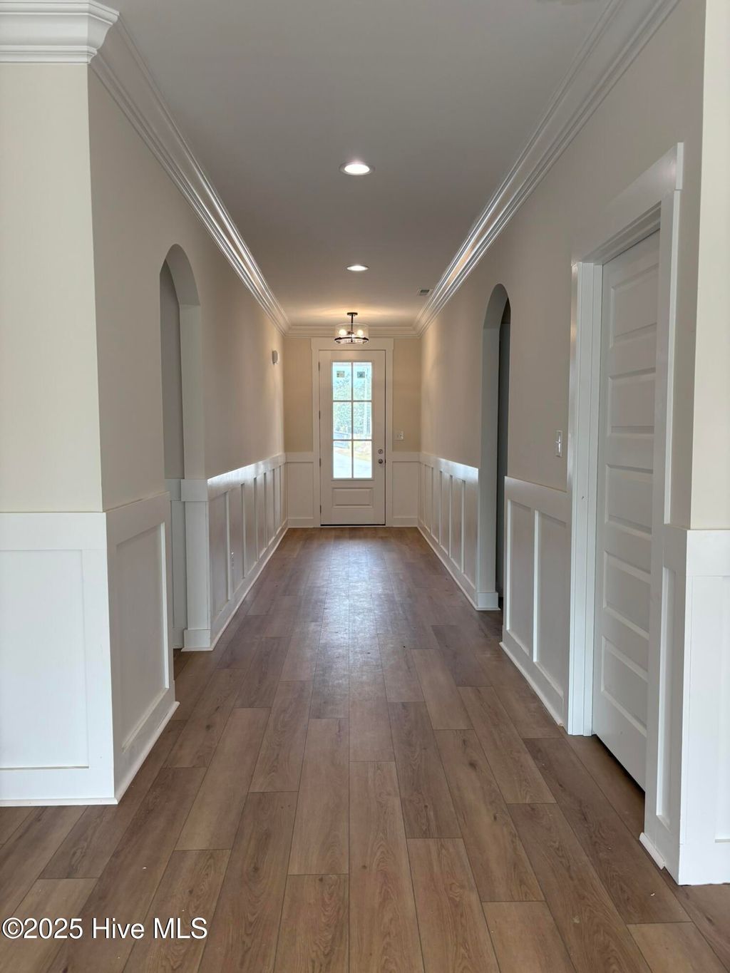 Photo of 302 E Ivybridge Drive, Hubert, NC 28539 (MLS # 100500260)