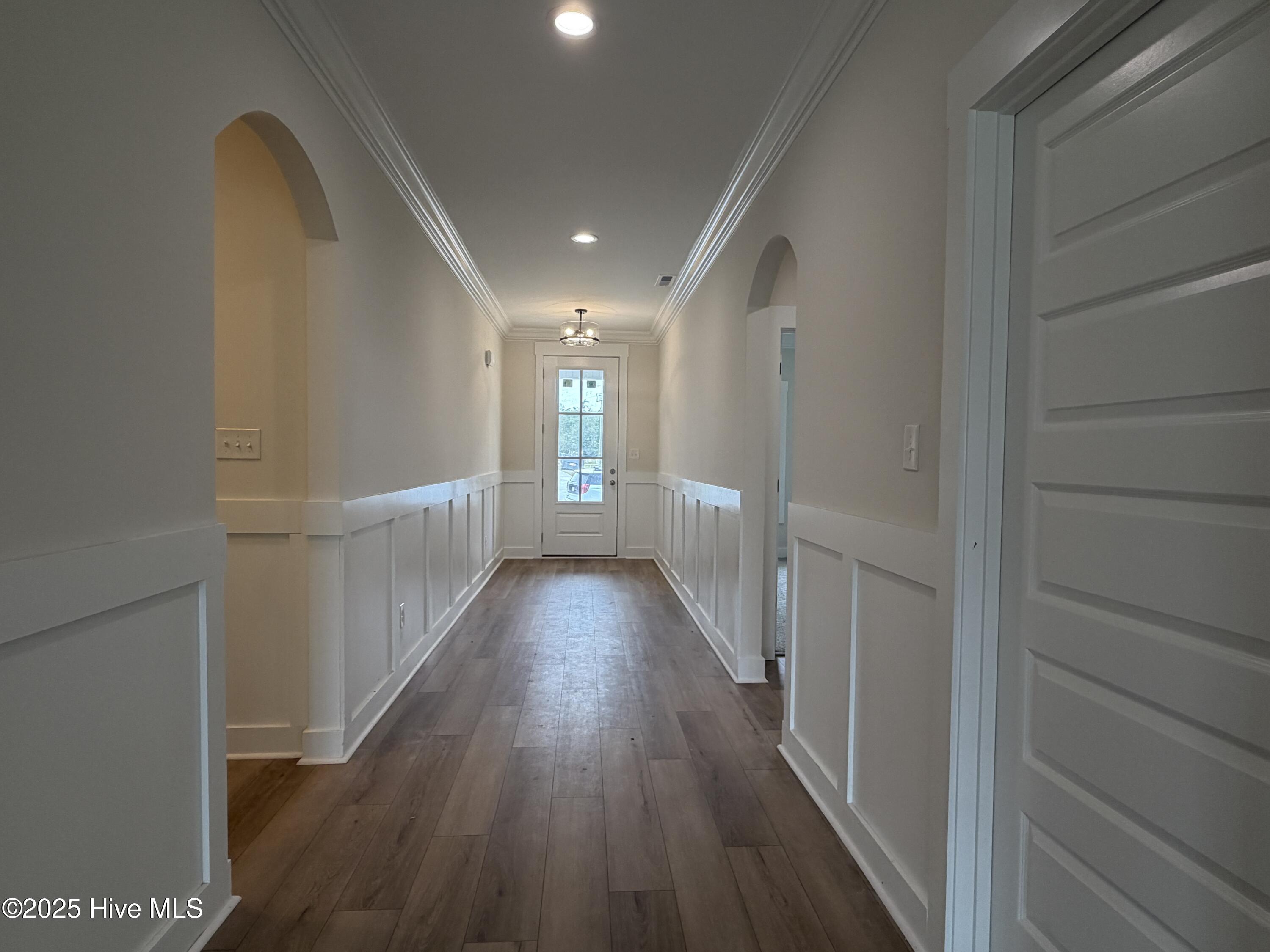 302 E Ivybridge Drive