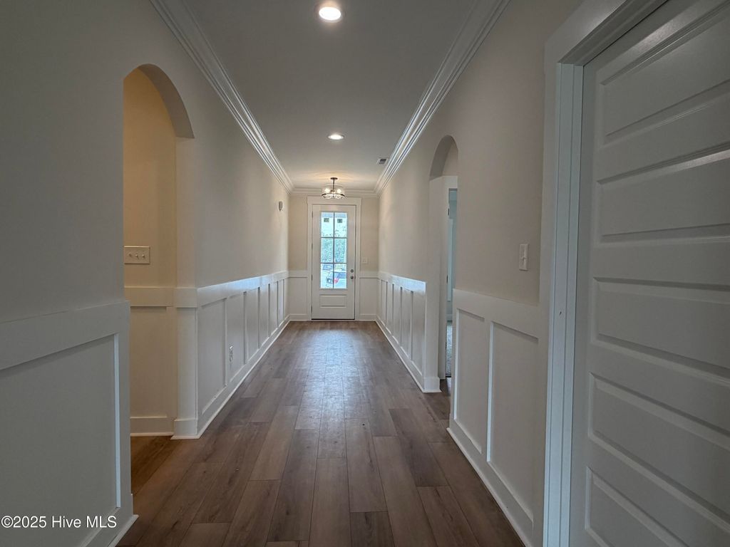 Photo of 302 E Ivybridge Drive, Hubert, NC 28539 (MLS # 100500260)