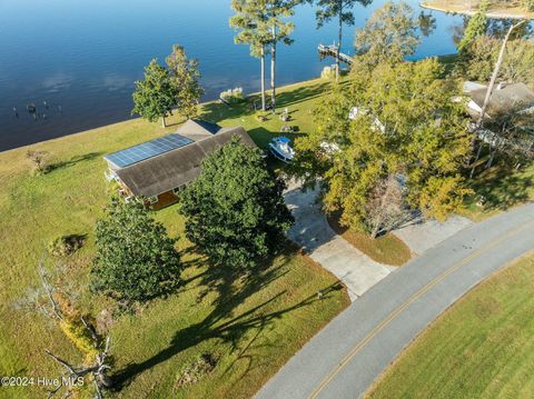 A home in Belhaven