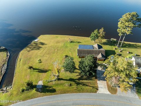 A home in Belhaven