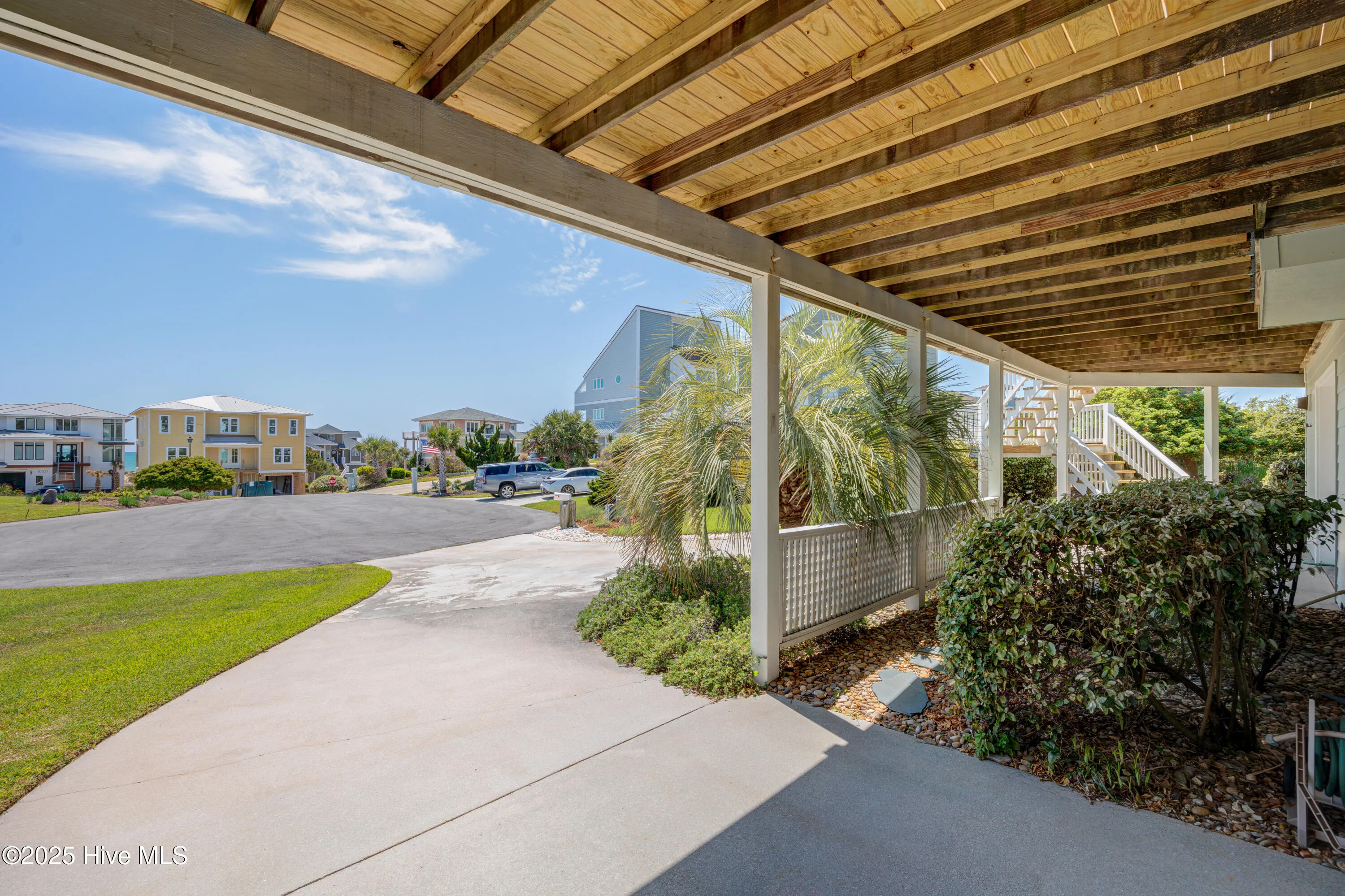 Emerald Isle, North Carolina 28594, United States, 4 Bedrooms Bedrooms, ,5 BathroomsBathrooms,Residential,Active,117770
