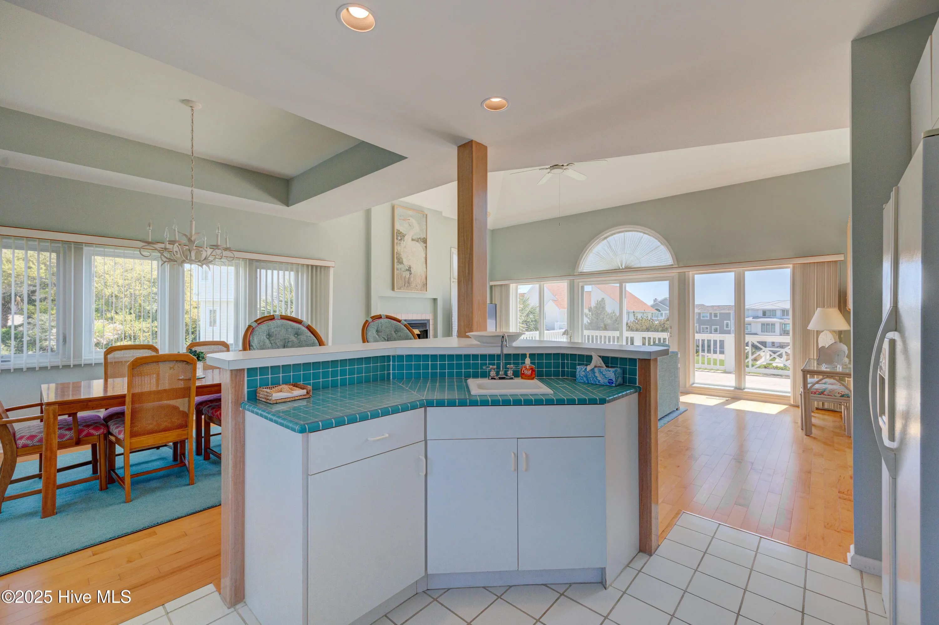 Emerald Isle, North Carolina 28594, United States, 4 Bedrooms Bedrooms, ,5 BathroomsBathrooms,Residential,Active,117770