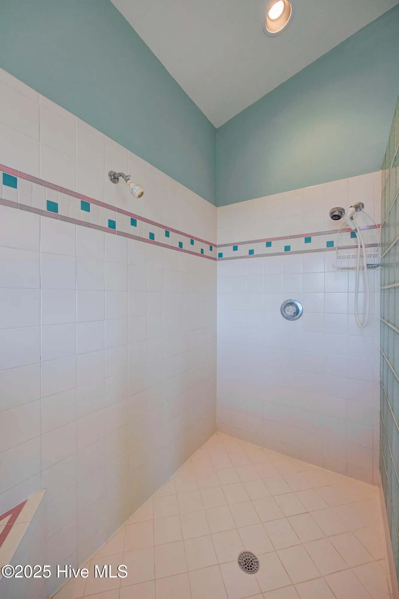 Emerald Isle, North Carolina 28594, United States, 4 Bedrooms Bedrooms, ,5 BathroomsBathrooms,Residential,Active,117770