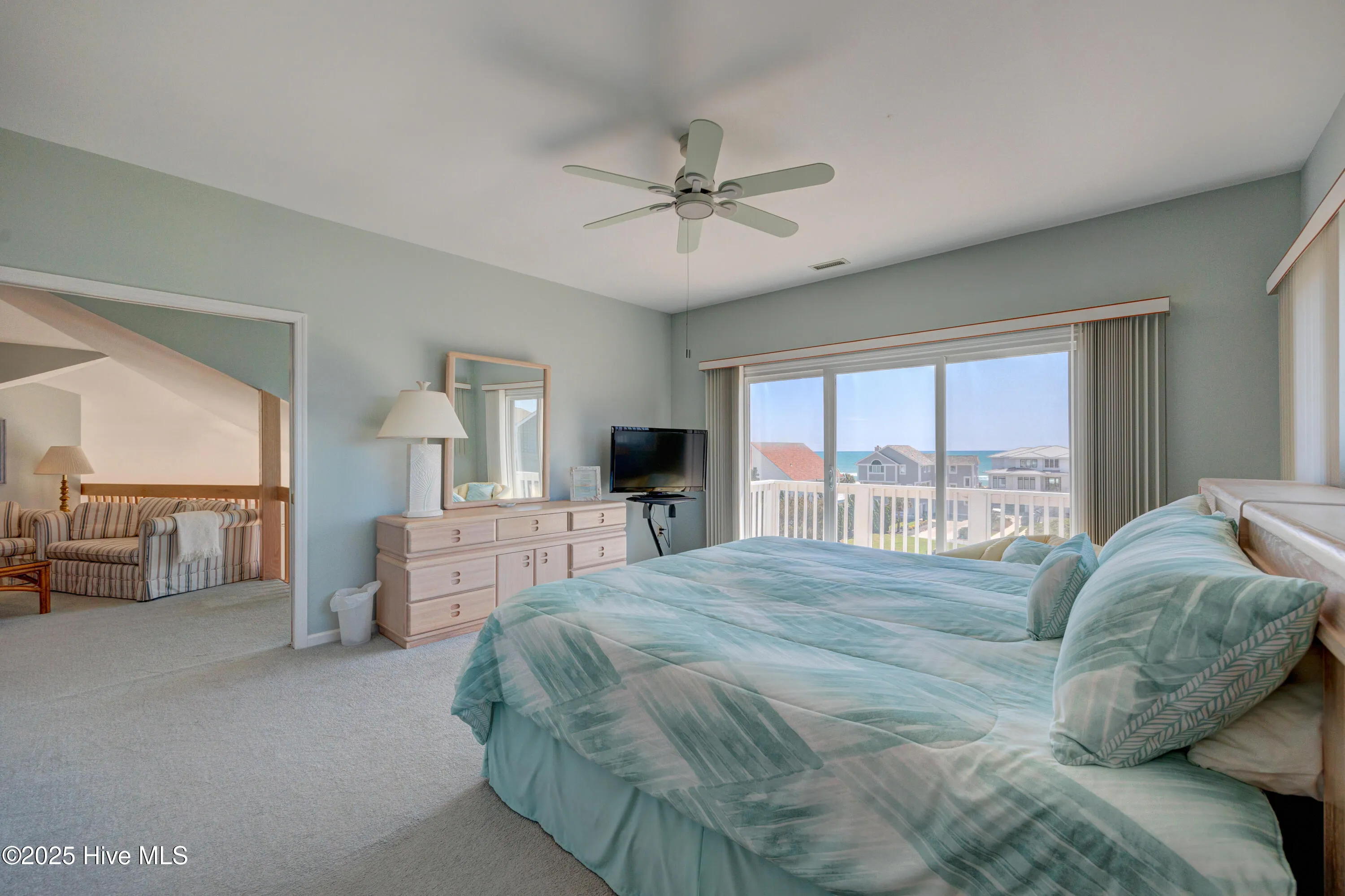 Emerald Isle, North Carolina 28594, United States, 4 Bedrooms Bedrooms, ,5 BathroomsBathrooms,Residential,Active,117770