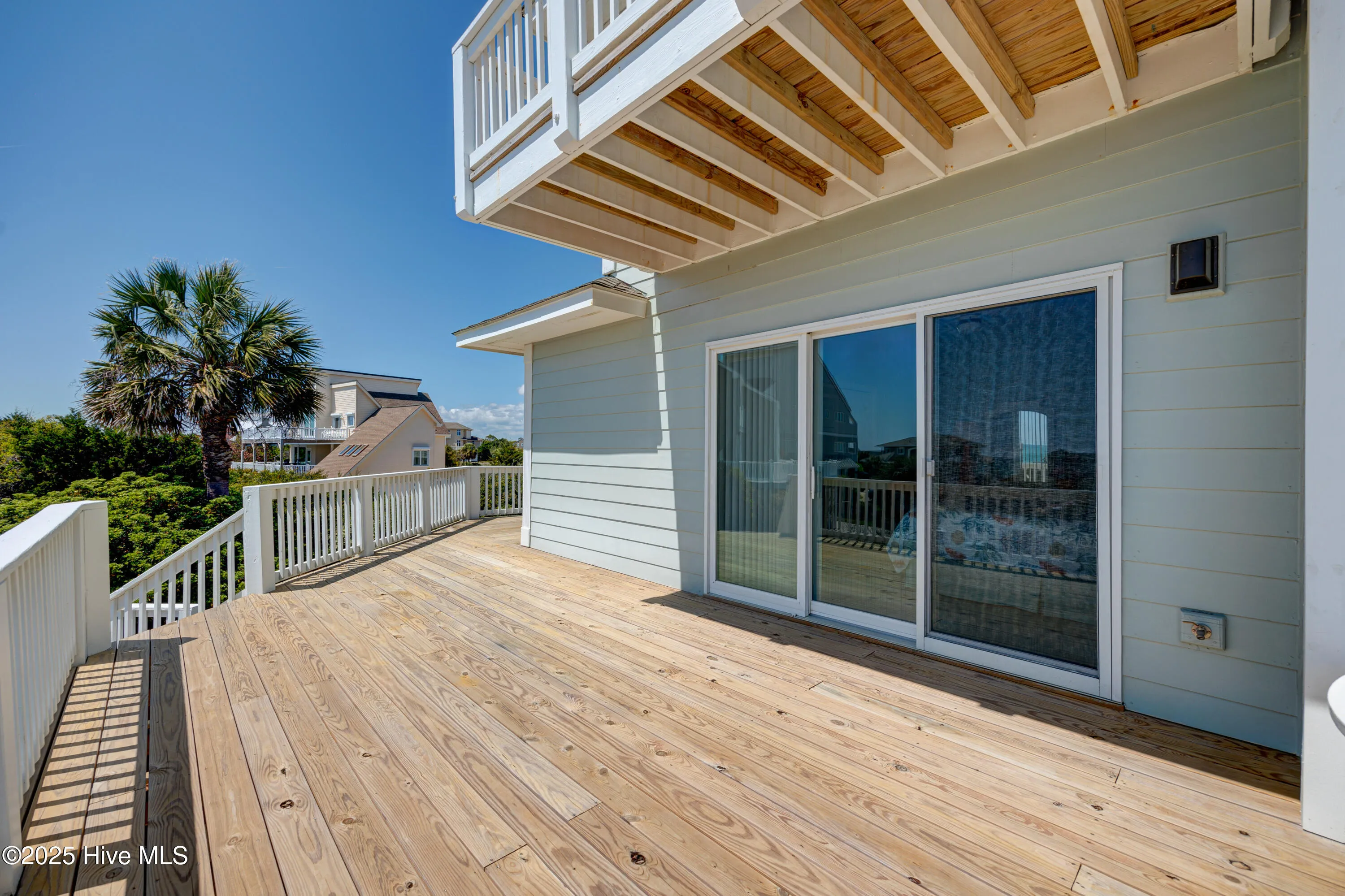 Emerald Isle, North Carolina 28594, United States, 4 Bedrooms Bedrooms, ,5 BathroomsBathrooms,Residential,Active,117770