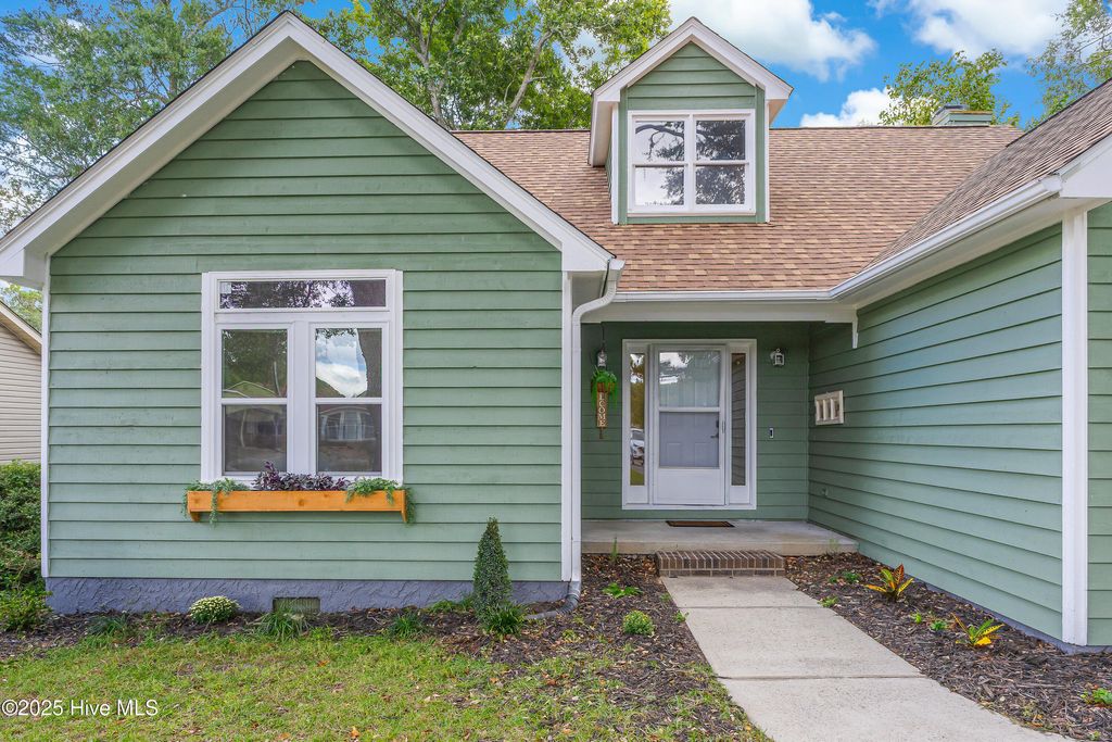 Photo of 704 Shoreline Drive E, Sunset Beach, NC 28468 (MLS # 100535096)