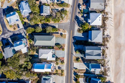 A home in Surf City