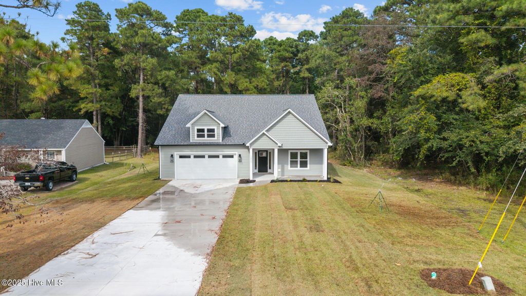 Photo of 1800 Caracara Drive, New Bern, NC 28560 (MLS # 100516509)