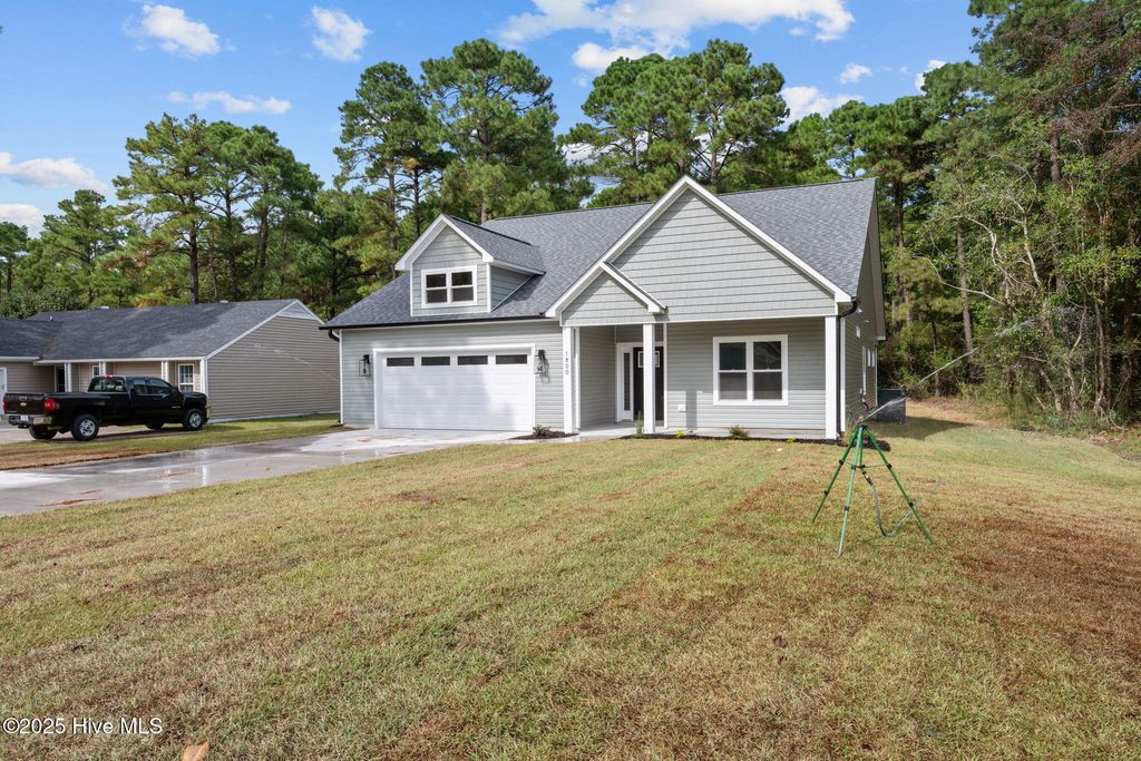 Photo of 1800 Caracara Drive, New Bern, NC 28560 (MLS # 100516509)