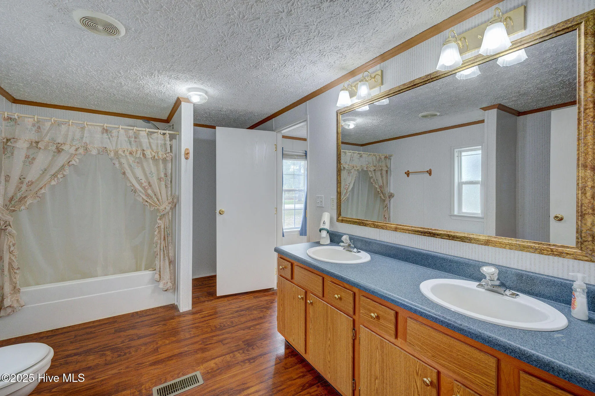 Rocky Point, North Carolina 28457, United States, 3 Bedrooms Bedrooms, ,2 BathroomsBathrooms,Residential,Pending,208864