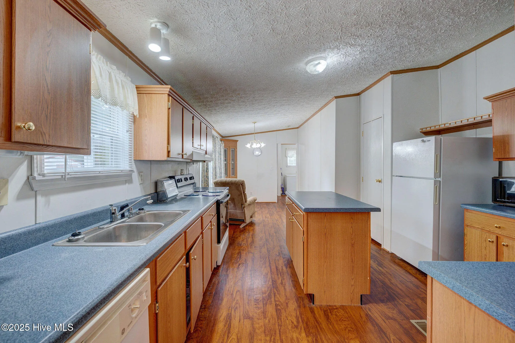 Rocky Point, North Carolina 28457, United States, 3 Bedrooms Bedrooms, ,2 BathroomsBathrooms,Residential,Pending,208864