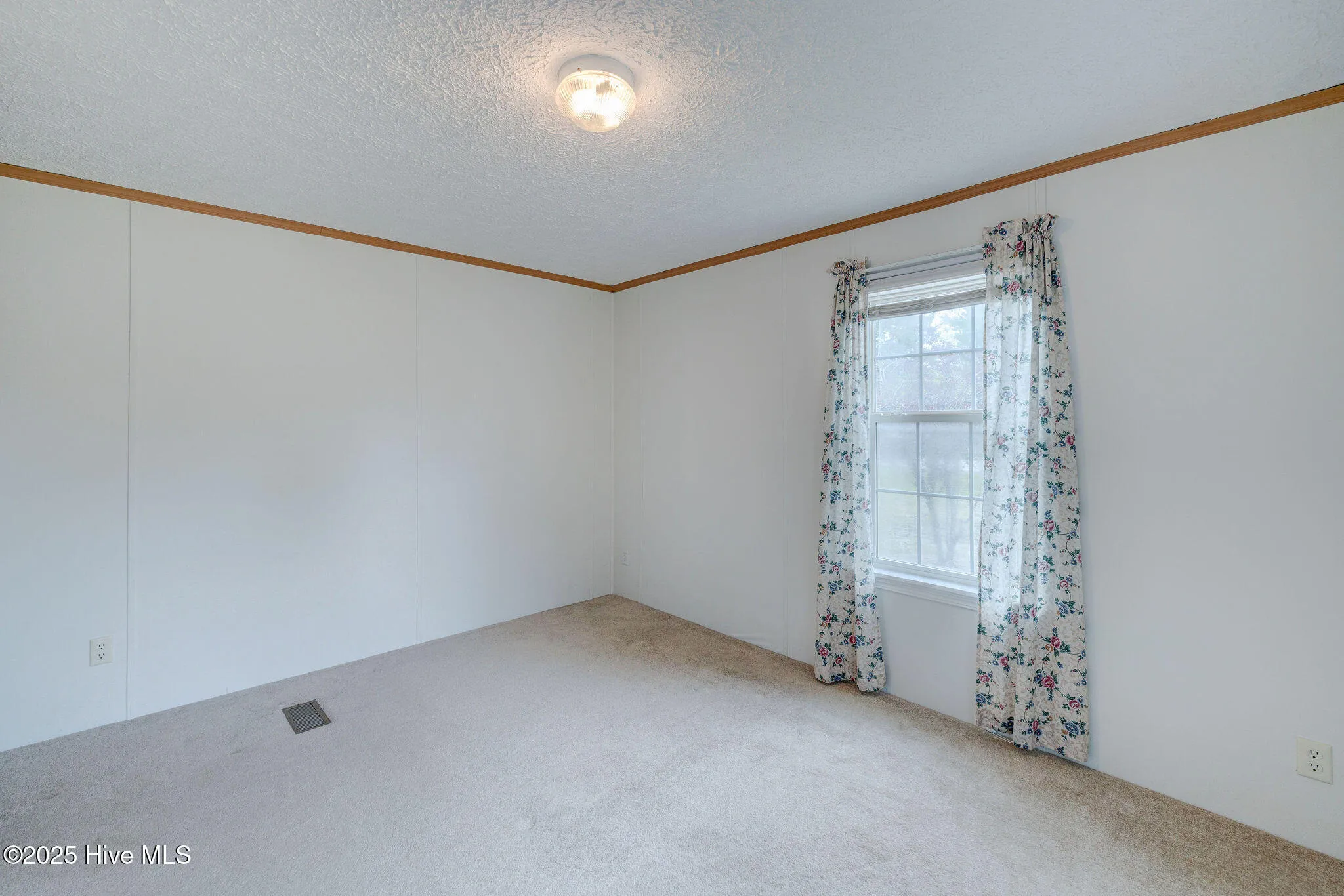 Rocky Point, North Carolina 28457, United States, 3 Bedrooms Bedrooms, ,2 BathroomsBathrooms,Residential,Pending,208864