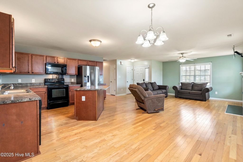Photo of 123 Silver Queen Lane, Richlands, NC 28574 (MLS # 100530465)