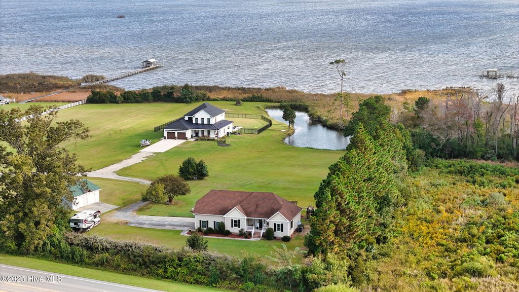 Photo of 102 Bayshore Court, Maple, NC 27956 (MLS # 100533046)