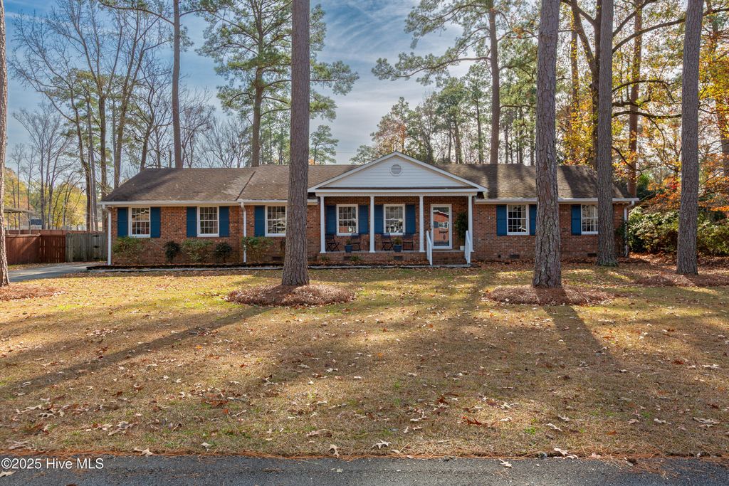 Photo of 5105 Pinetree Lane, Trent Woods, NC 28562 (MLS # 100543821)