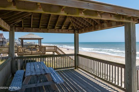 A home in North Topsail Beach