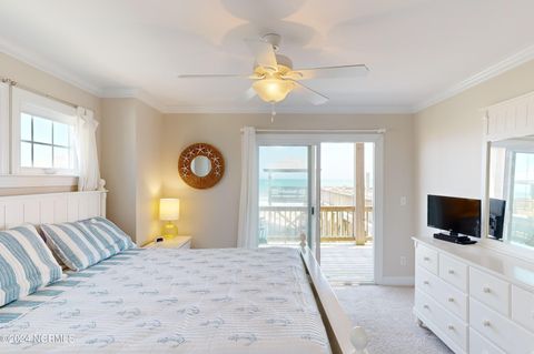 A home in North Topsail Beach