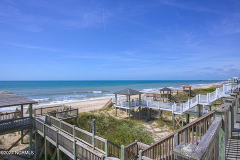 A home in North Topsail Beach