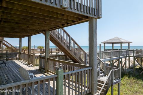 A home in North Topsail Beach