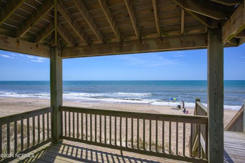 A home in North Topsail Beach