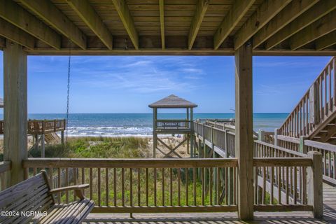 A home in North Topsail Beach