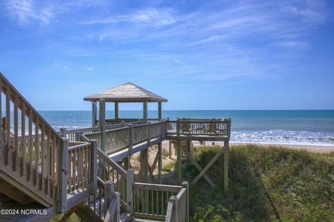 A home in North Topsail Beach