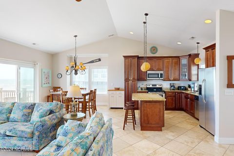 A home in North Topsail Beach