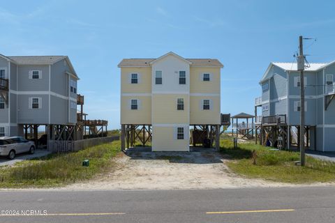 A home in North Topsail Beach