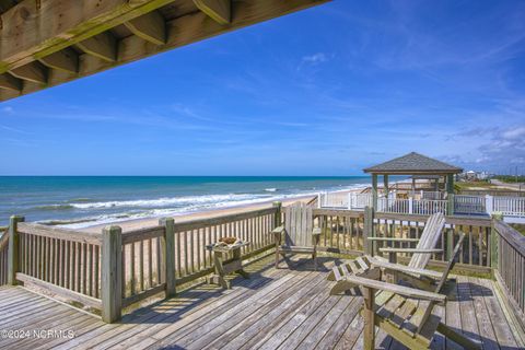 A home in North Topsail Beach