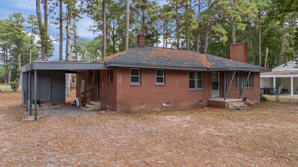 Photo of 100 Crestview Road, Rocky Mount, NC 27801 (MLS # 100535320)
