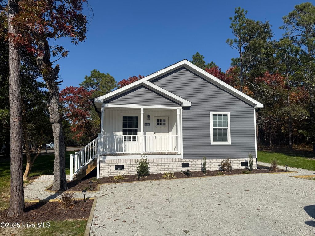 Photo of 3343 Marlin Drive SE, Bolivia, NC 28422 (MLS # 100542585)