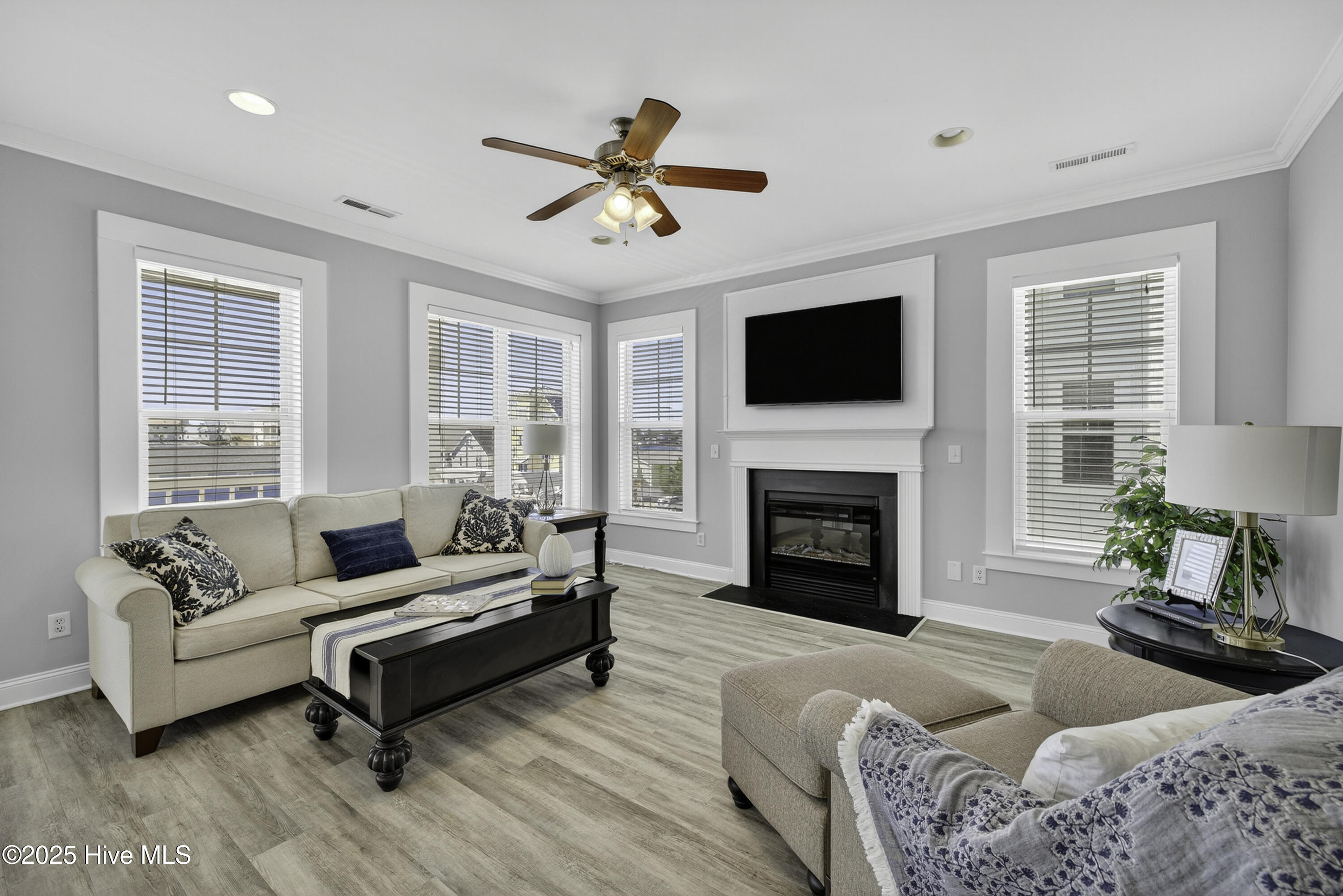 2 Clam Shell Lane Unit 7