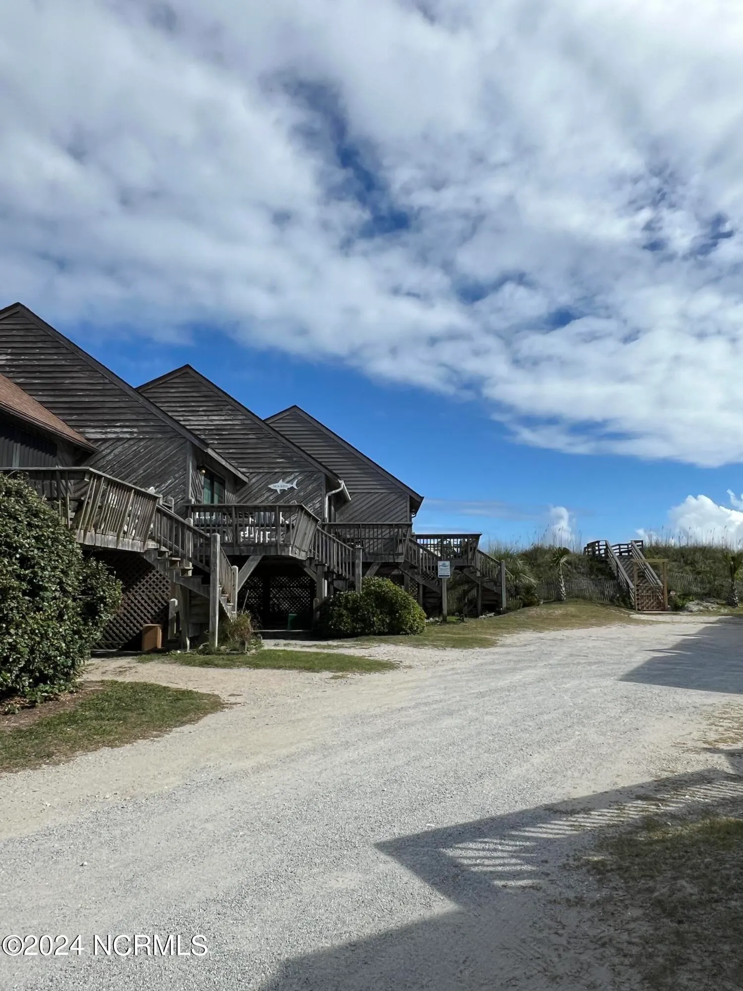 North Topsail Beach, North Carolina 28460, United States, 1 Bedroom Bedrooms, ,2 BathroomsBathrooms,Residential,Active,46718