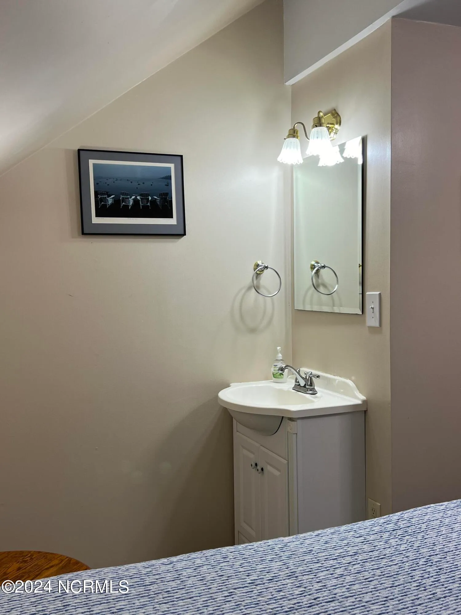 North Topsail Beach, North Carolina 28460, United States, 1 Bedroom Bedrooms, ,2 BathroomsBathrooms,Residential,Active,46718